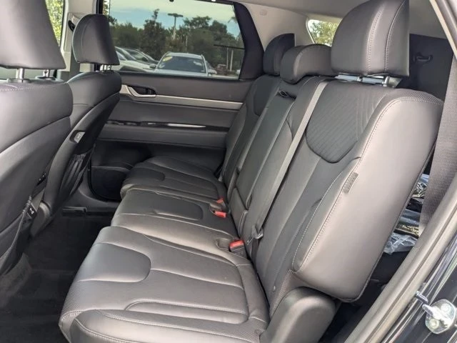2025 Hyundai Palisade - Image 14 of 21