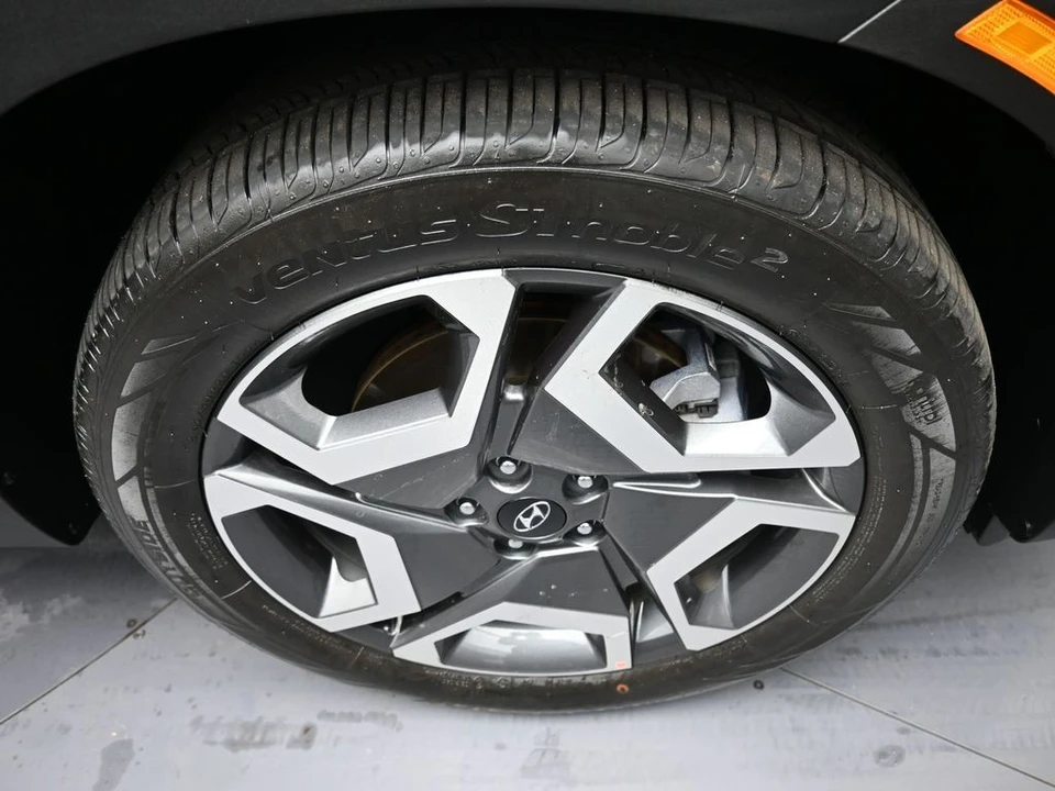 2025 Hyundai Palisade - Image 13 of 21