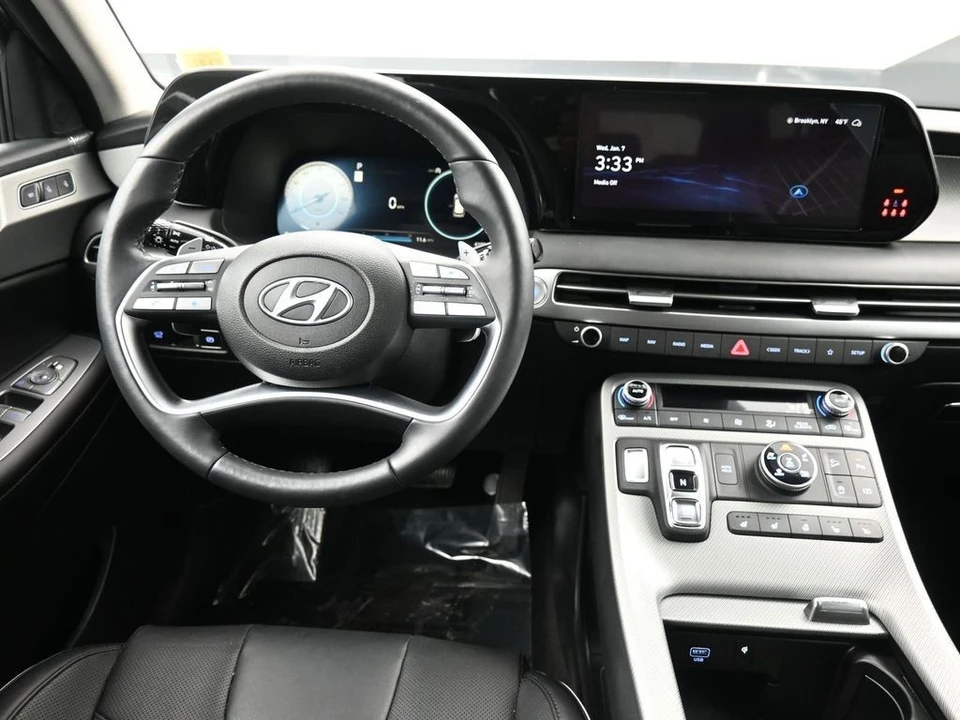 2025 Hyundai Palisade - Image 19 of 21