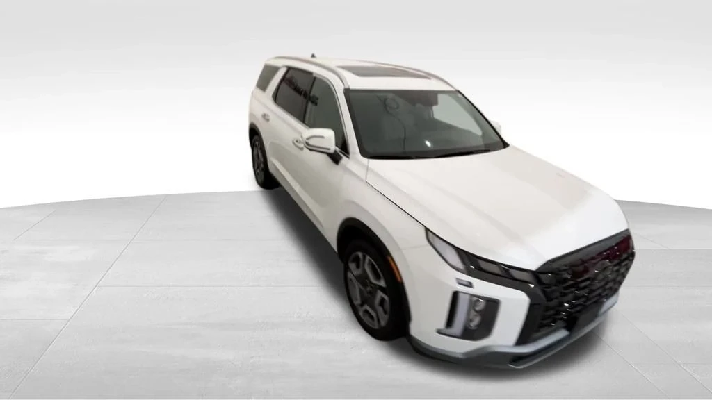 2025 Hyundai Palisade - Image 2 of 12