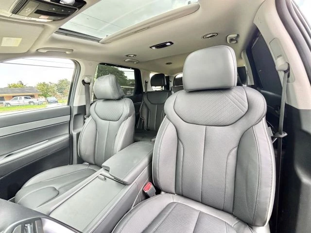 2025 Hyundai Palisade - Image 8 of 21