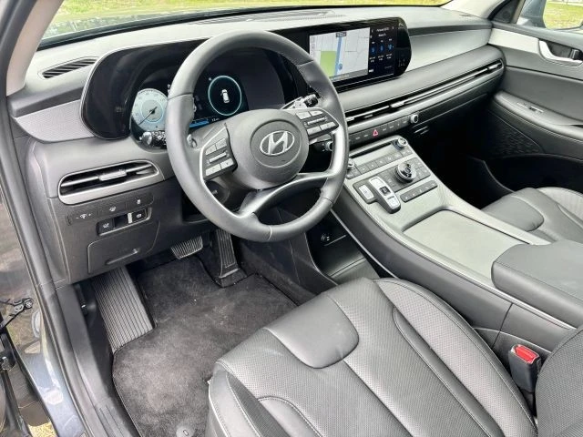 2025 Hyundai Palisade - Image 9 of 21