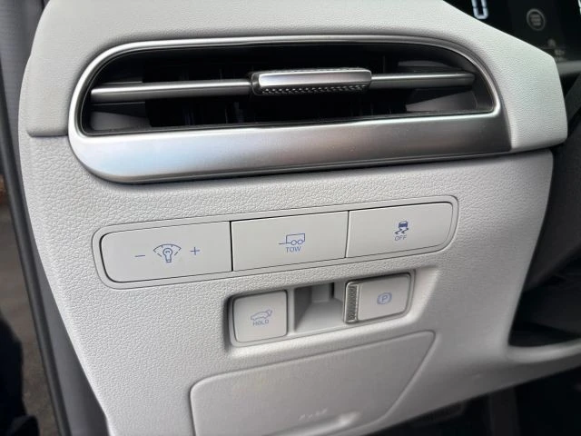 2025 Hyundai Palisade - Image 20 of 21