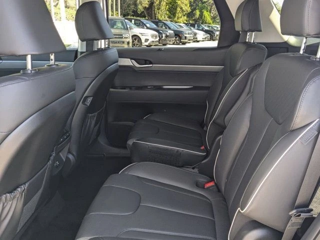 2025 Hyundai Palisade - Image 14 of 21