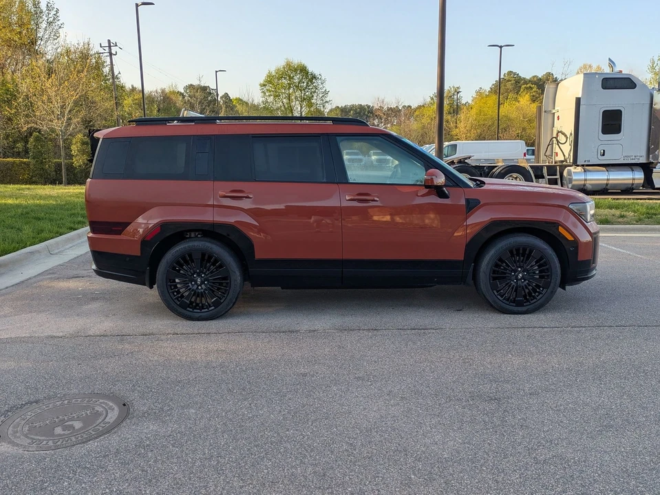 2025 Hyundai Santa Fe - Image 3 of 21