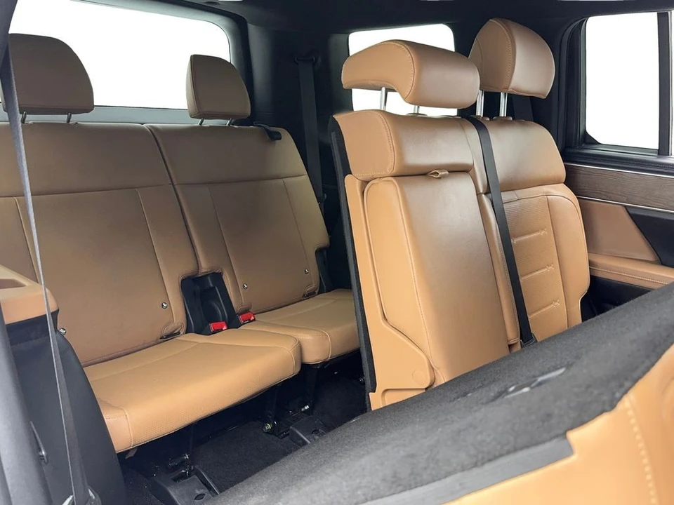 2025 Hyundai Santa Fe - Image 20 of 21