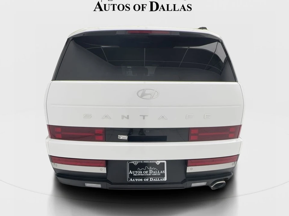 2025 Hyundai Santa Fe - Image 9 of 21