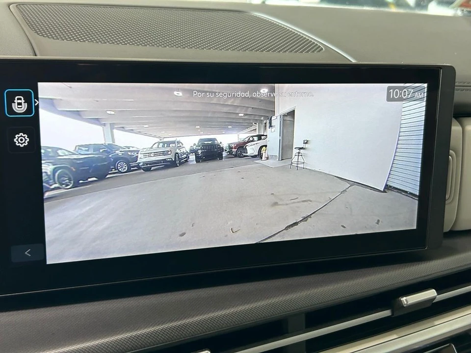 2025 Hyundai Santa Fe - Image 10 of 12