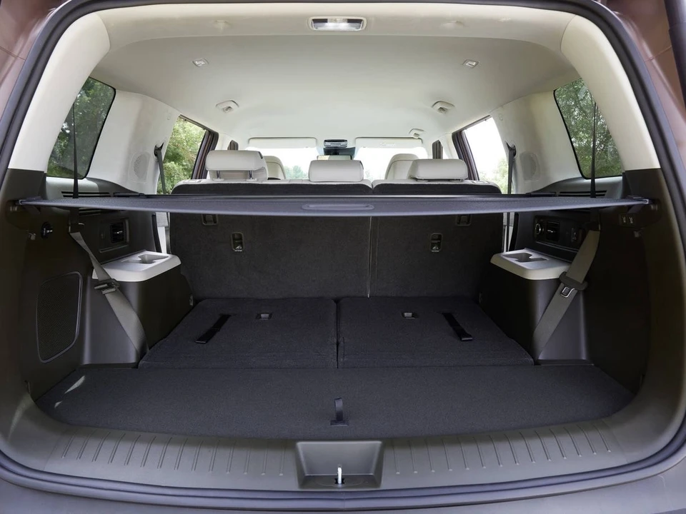 2025 Hyundai Santa Fe - Image 12 of 12