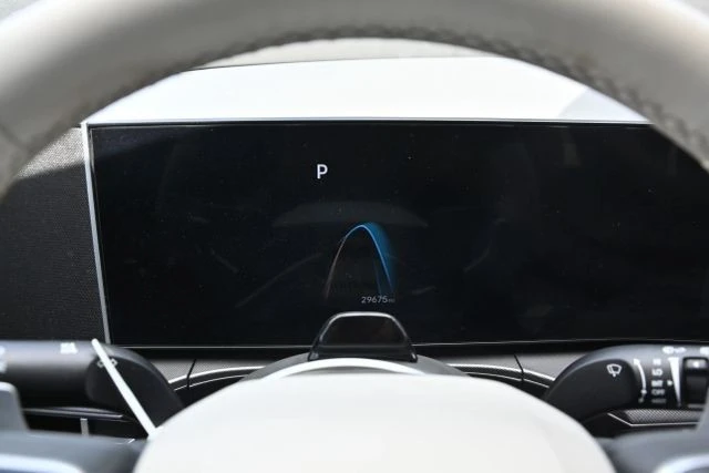 2025 Hyundai Santa Fe - Image 12 of 21