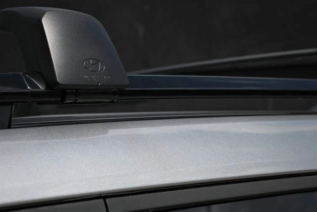 2025 Hyundai Santa Fe - Image 9 of 21