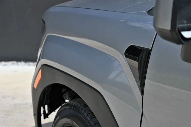 2025 Hyundai Santa Fe - Image 10 of 21
