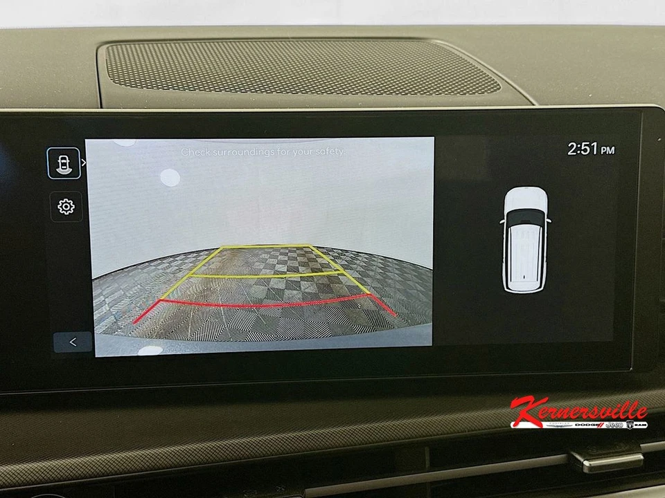 2025 Hyundai Santa Fe - Image 20 of 21