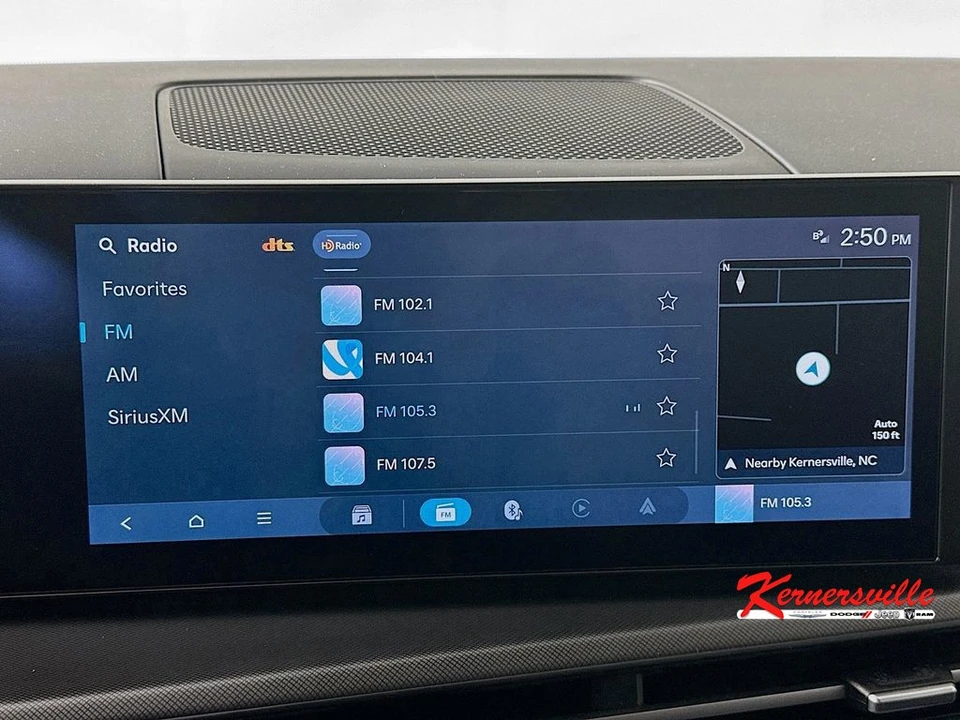 2025 Hyundai Santa Fe - Image 17 of 21