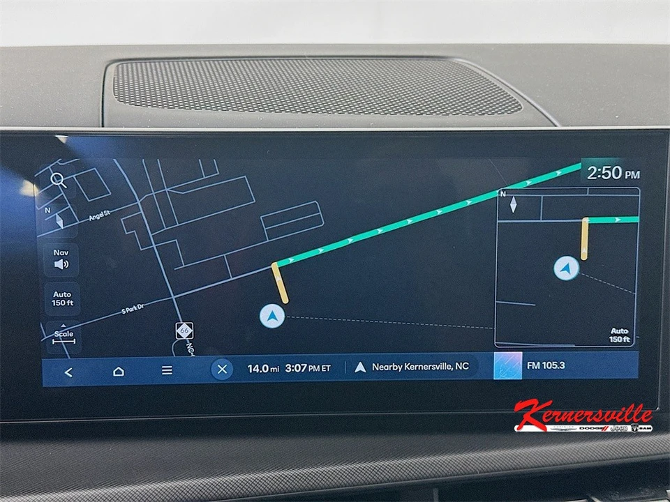 2025 Hyundai Santa Fe - Image 19 of 21