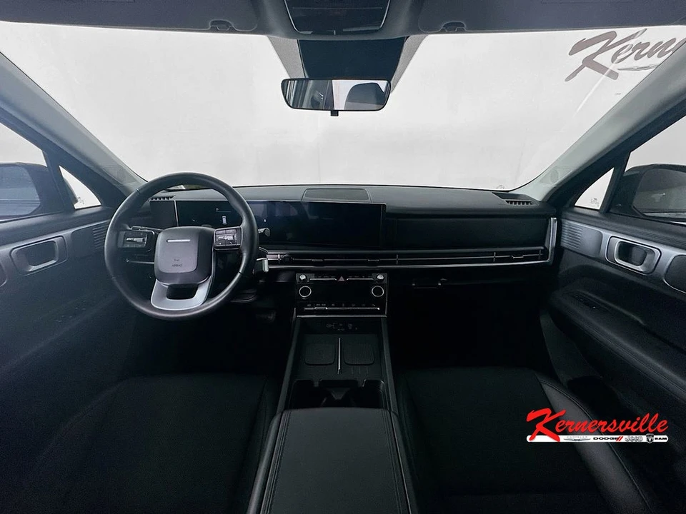 2025 Hyundai Santa Fe - Image 10 of 21