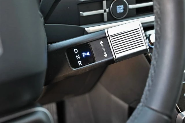 2025 Hyundai Santa Fe - Image 15 of 21