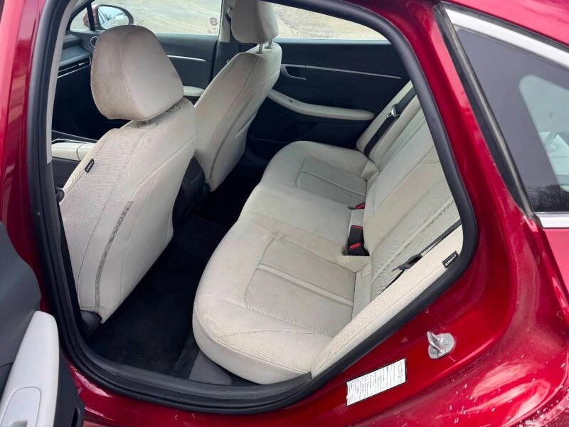 2025 Hyundai Sonata - Image 11 of 19