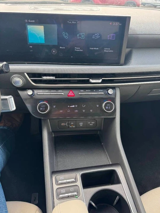 2025 Hyundai Sonata - Image 13 of 19