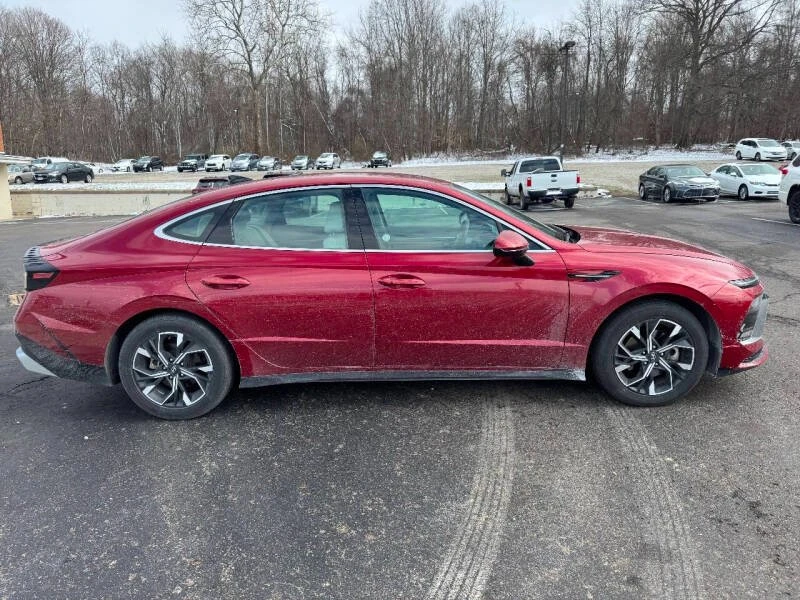 2025 Hyundai Sonata - Image 7 of 19