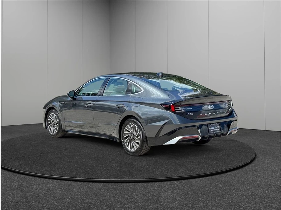 2025 Hyundai Sonata - Image 7 of 21