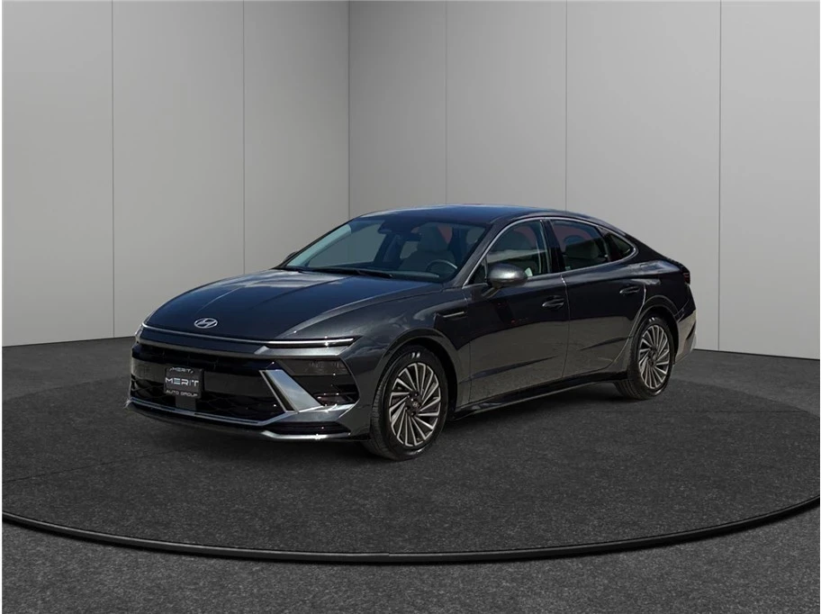 2025 Hyundai Sonata - Image 4 of 21