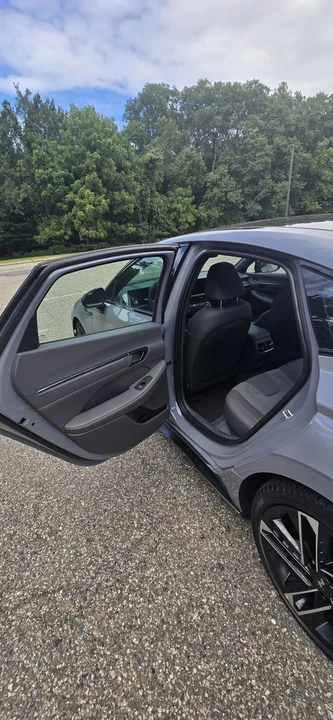 2025 Hyundai Sonata - Image 6 of 11