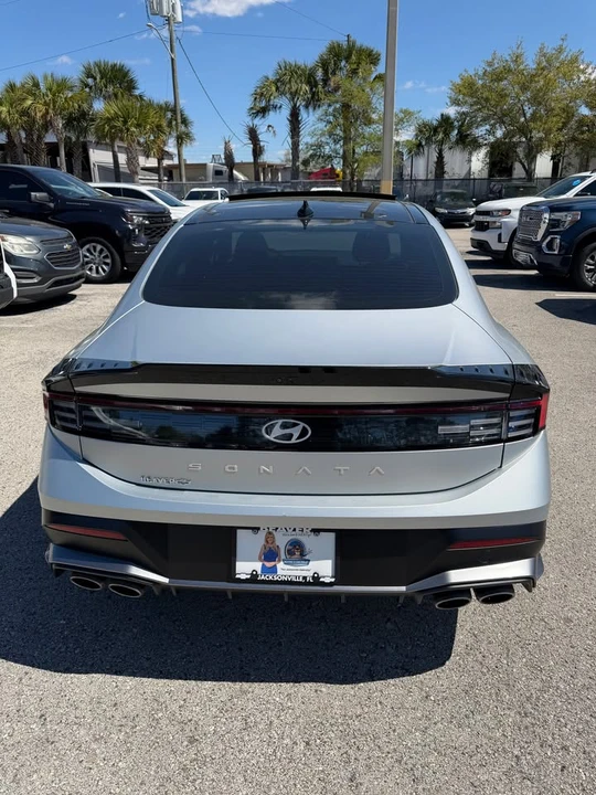 2025 Hyundai Sonata - Image 9 of 11