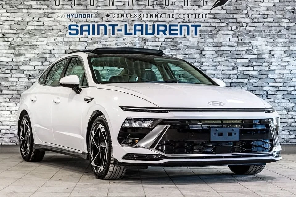 2025 Hyundai Sonata - Image 8 of 17