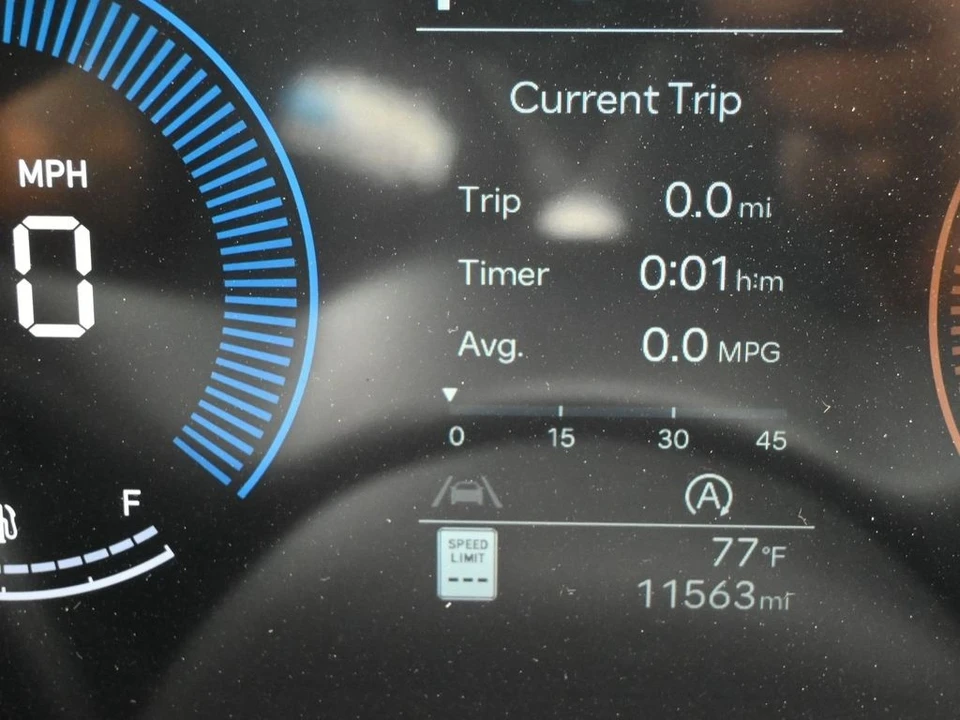 2025 Hyundai Sonata - Image 16 of 21