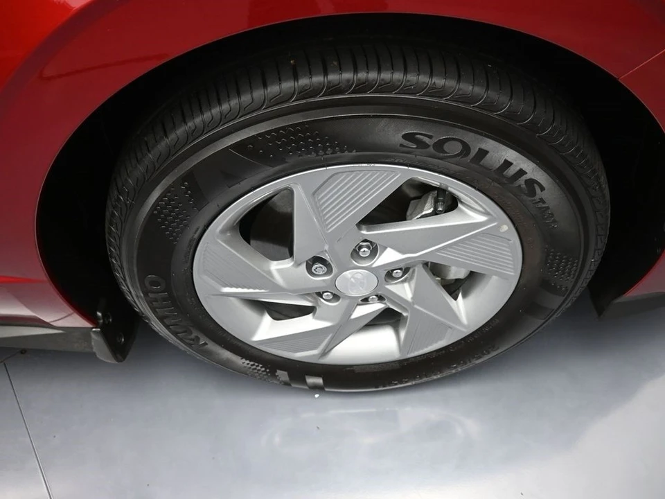 2025 Hyundai Sonata - Image 13 of 21