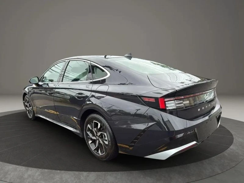 2025 Hyundai Sonata - Image 7 of 12
