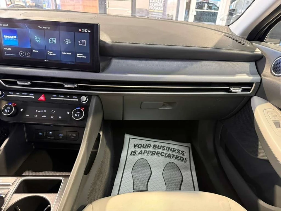 2025 Hyundai Sonata - Image 20 of 21