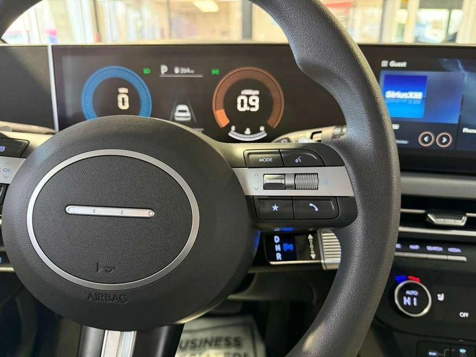 2025 Hyundai Sonata - Image 12 of 21
