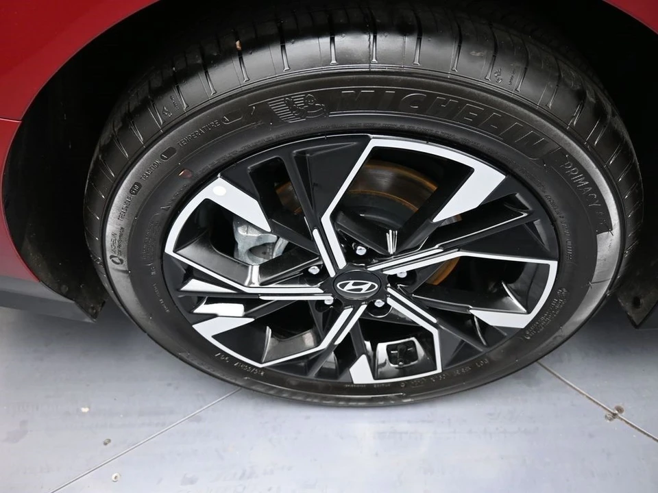 2025 Hyundai Sonata - Image 12 of 21