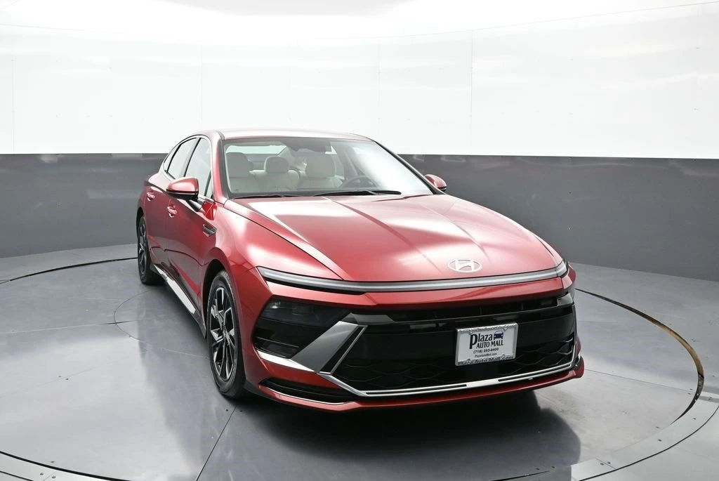 2025 Hyundai Sonata - Image 3 of 21