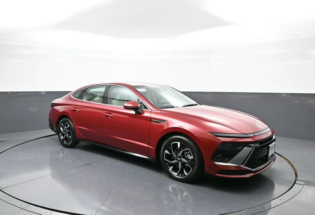 2025 Hyundai Sonata - Image 4 of 21