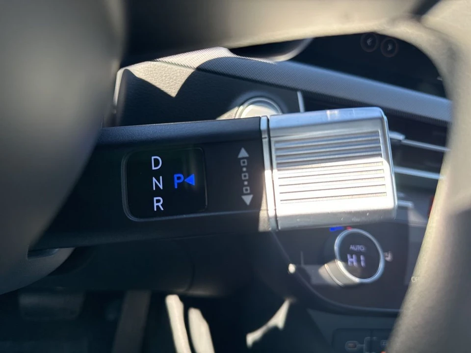 2025 Hyundai Sonata - Image 17 of 21