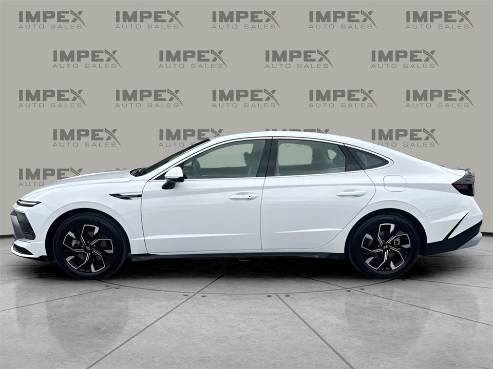 2025 Hyundai Sonata - Image 2 of 12