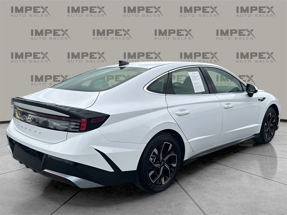 2025 Hyundai Sonata - Image 5 of 12
