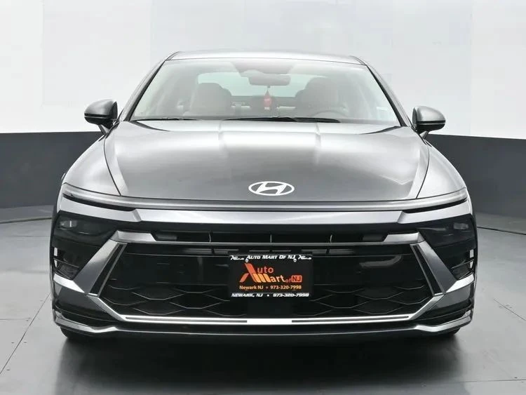 2025 Hyundai Sonata - Image 3 of 12