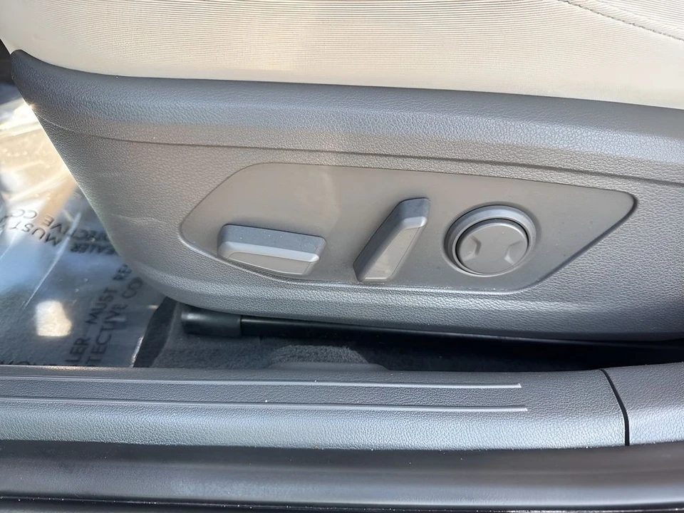 2025 Hyundai Sonata - Image 10 of 21