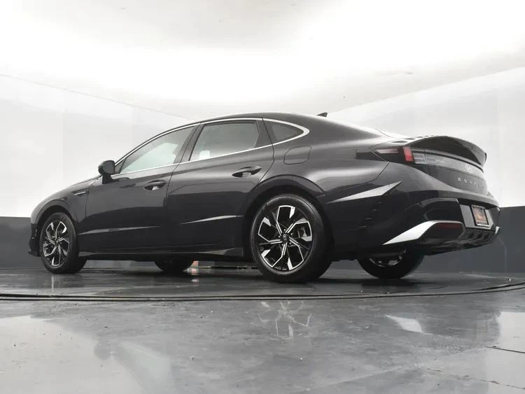 2025 Hyundai Sonata - Image 12 of 12