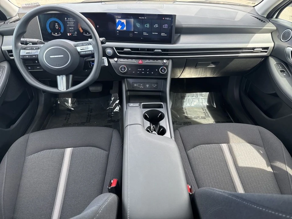 2025 Hyundai Sonata - Image 14 of 21