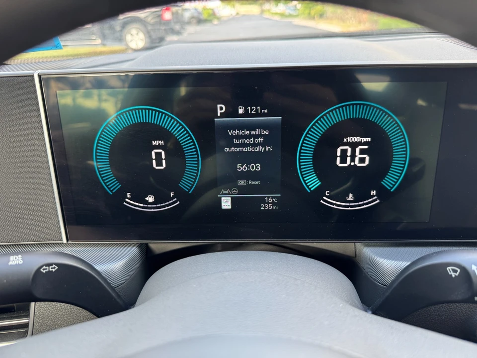 2025 Hyundai Sonata - Image 15 of 21