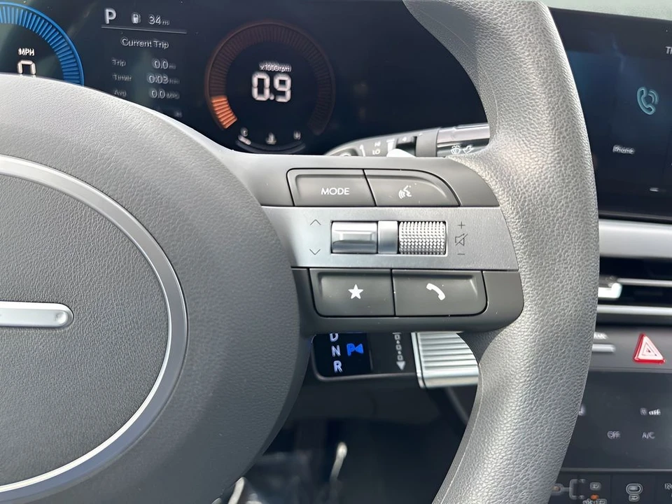 2025 Hyundai Sonata - Image 14 of 21