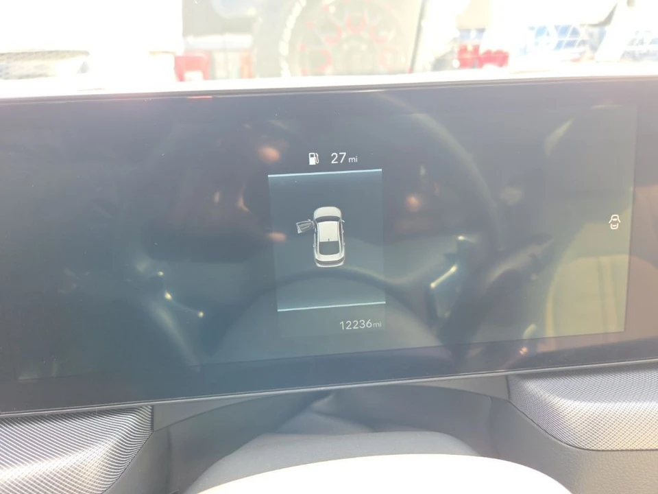 2025 Hyundai Sonata - Image 4 of 5