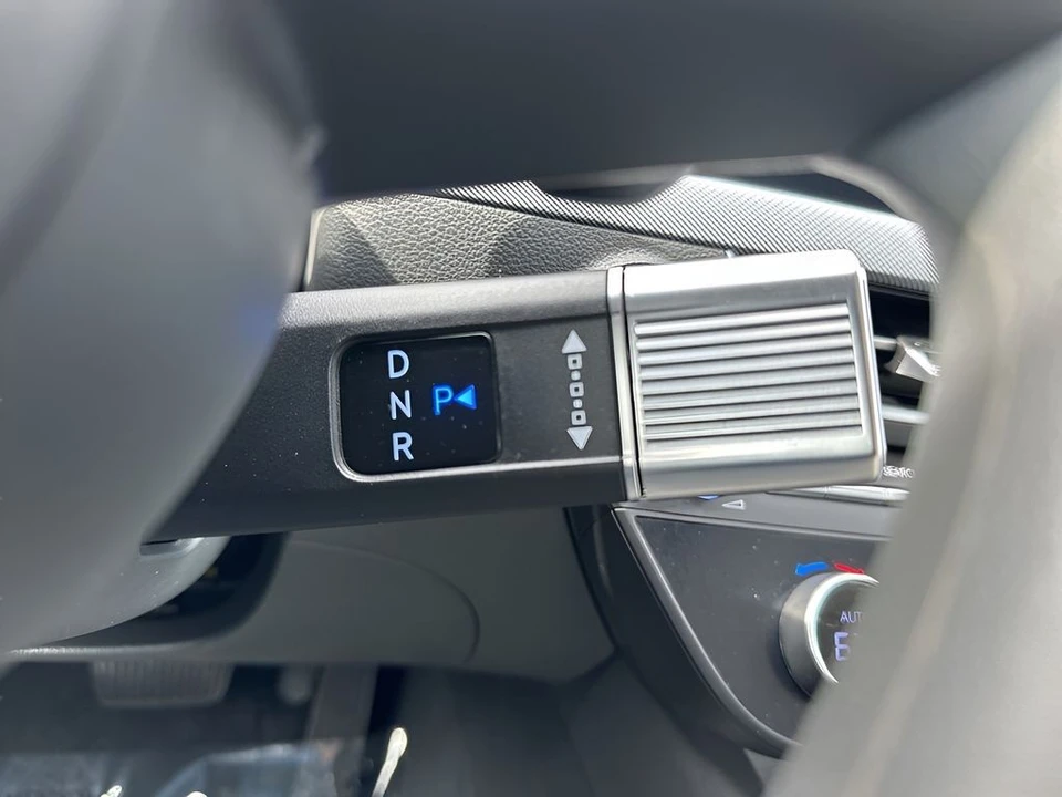 2025 Hyundai Sonata - Image 16 of 21