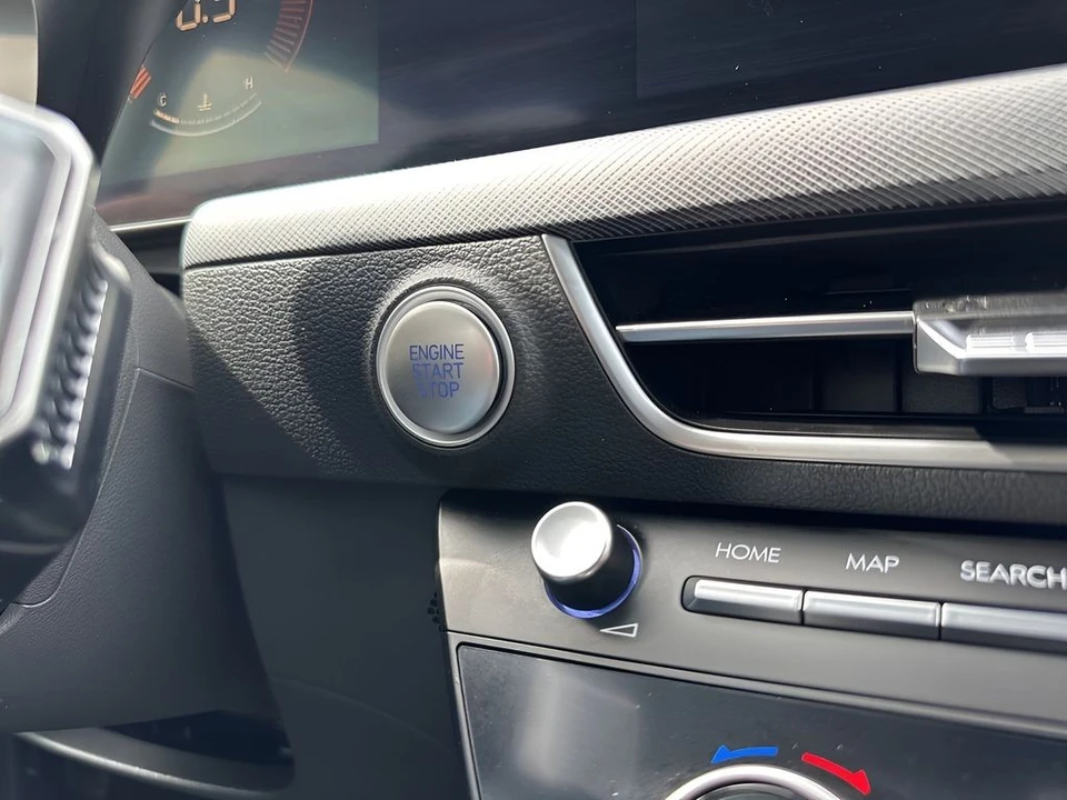 2025 Hyundai Sonata - Image 19 of 21