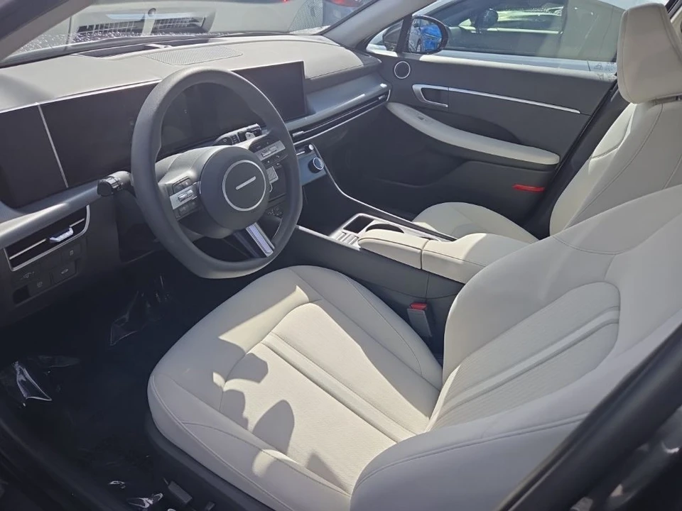 2025 Hyundai Sonata - Image 3 of 5